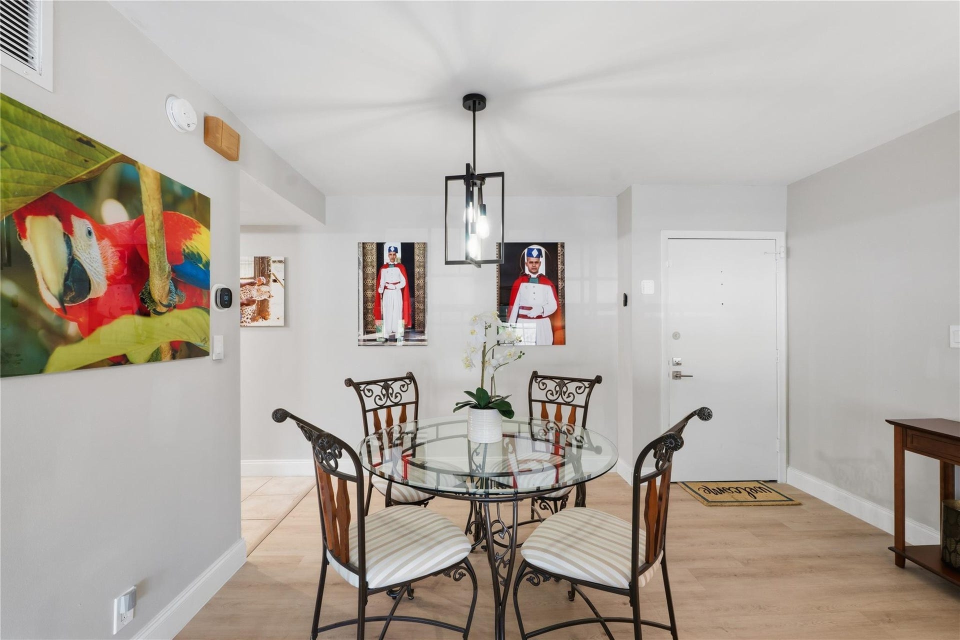 200 NE 19th Court, #211m, Wilton Manors, FL 33305 dinning area