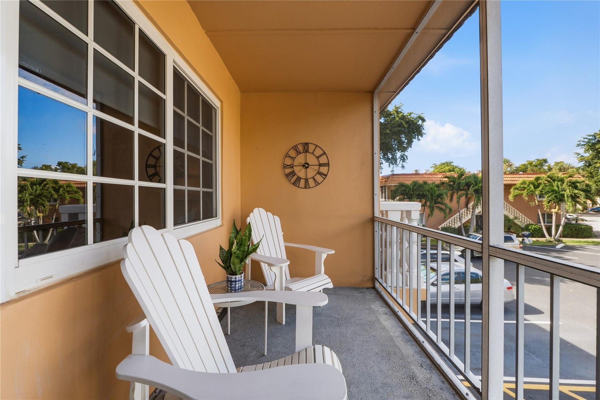 200 NE 19th Court, #211m, Wilton Manors, FL 33305 balcony