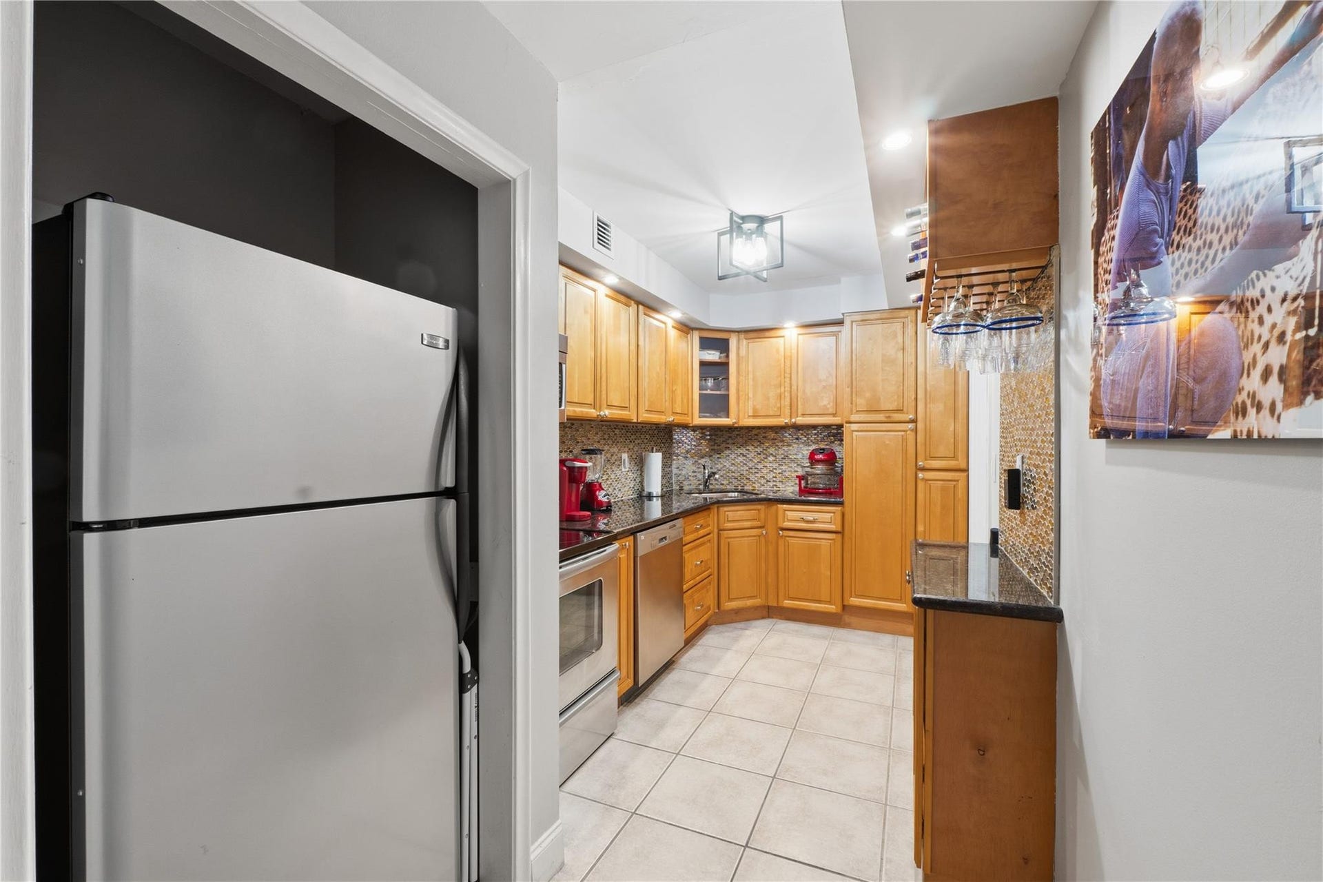 200 NE 19th Court, #211m, Wilton Manors, FL 33305 Photo 10