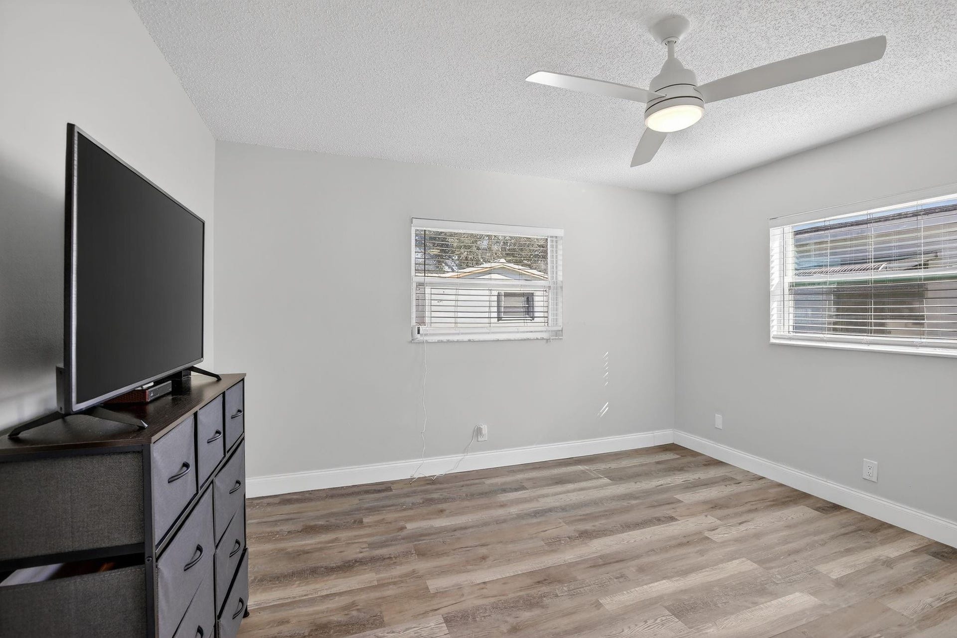 8845 NW 14th Street, Plantation, FL 33322 Photo 17