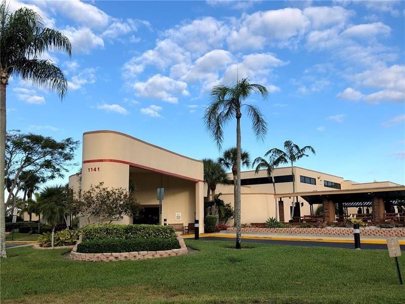 8845 NW 14th Street, Plantation, FL 33322 Main Clubhouse