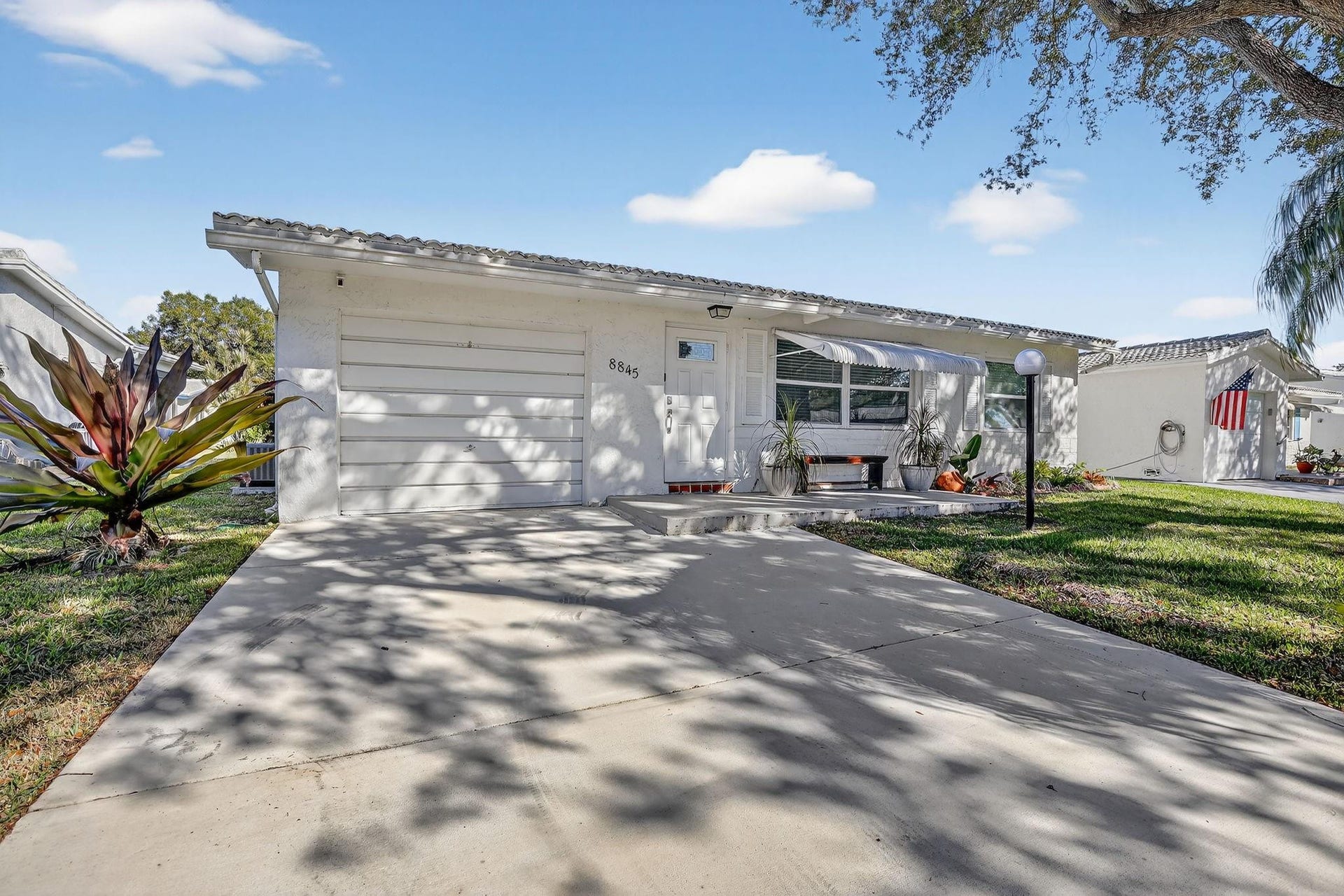 8845 NW 14th Street, Plantation, FL 33322 Brand new double car driveway