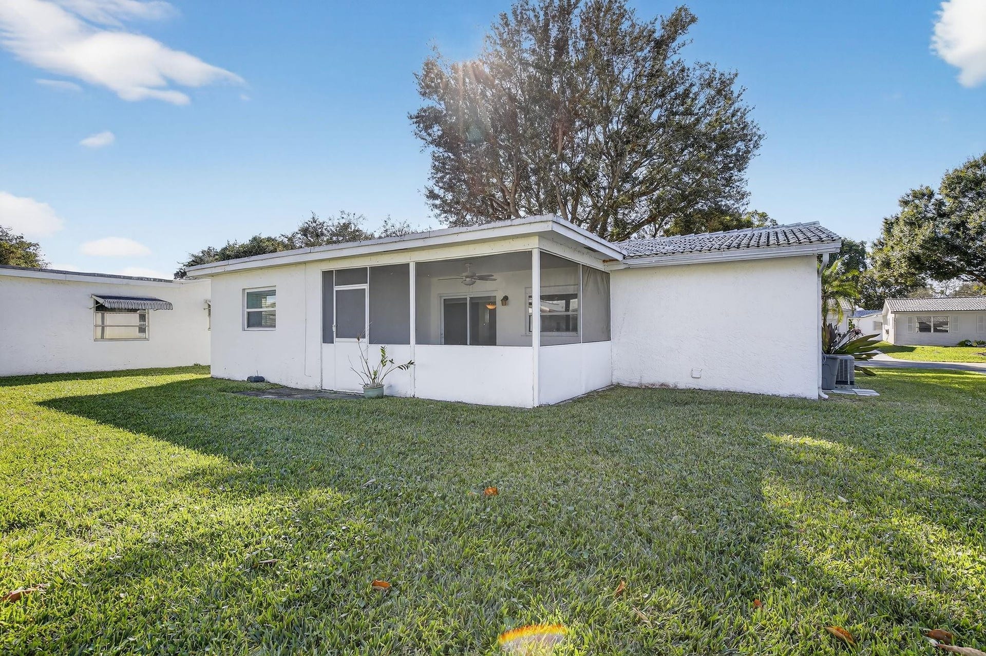 8845 NW 14th Street, Plantation, FL 33322 Roof and exterior paint is the responsibility of the HOA.