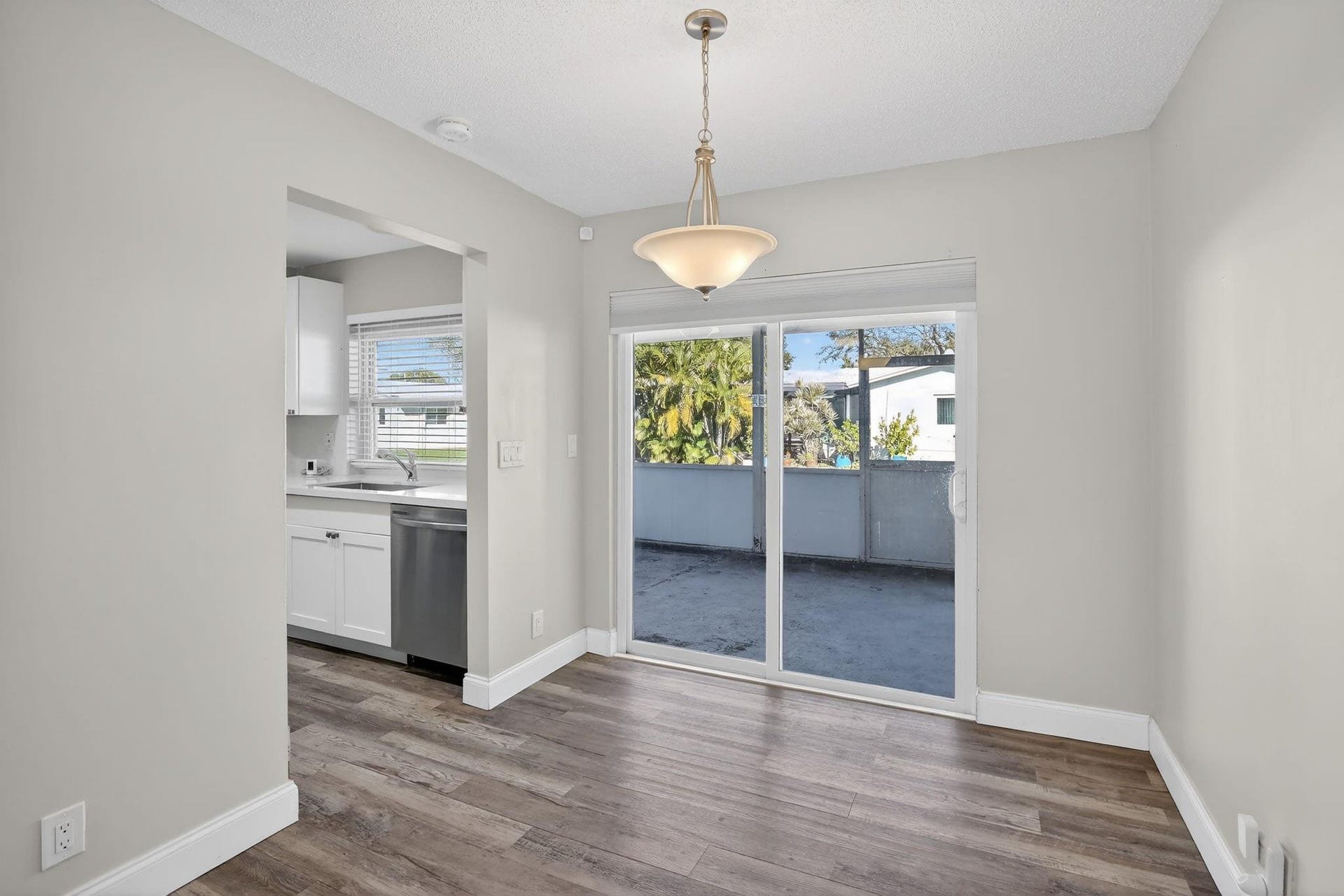 8845 NW 14th Street, Plantation, FL 33322 Photo 12