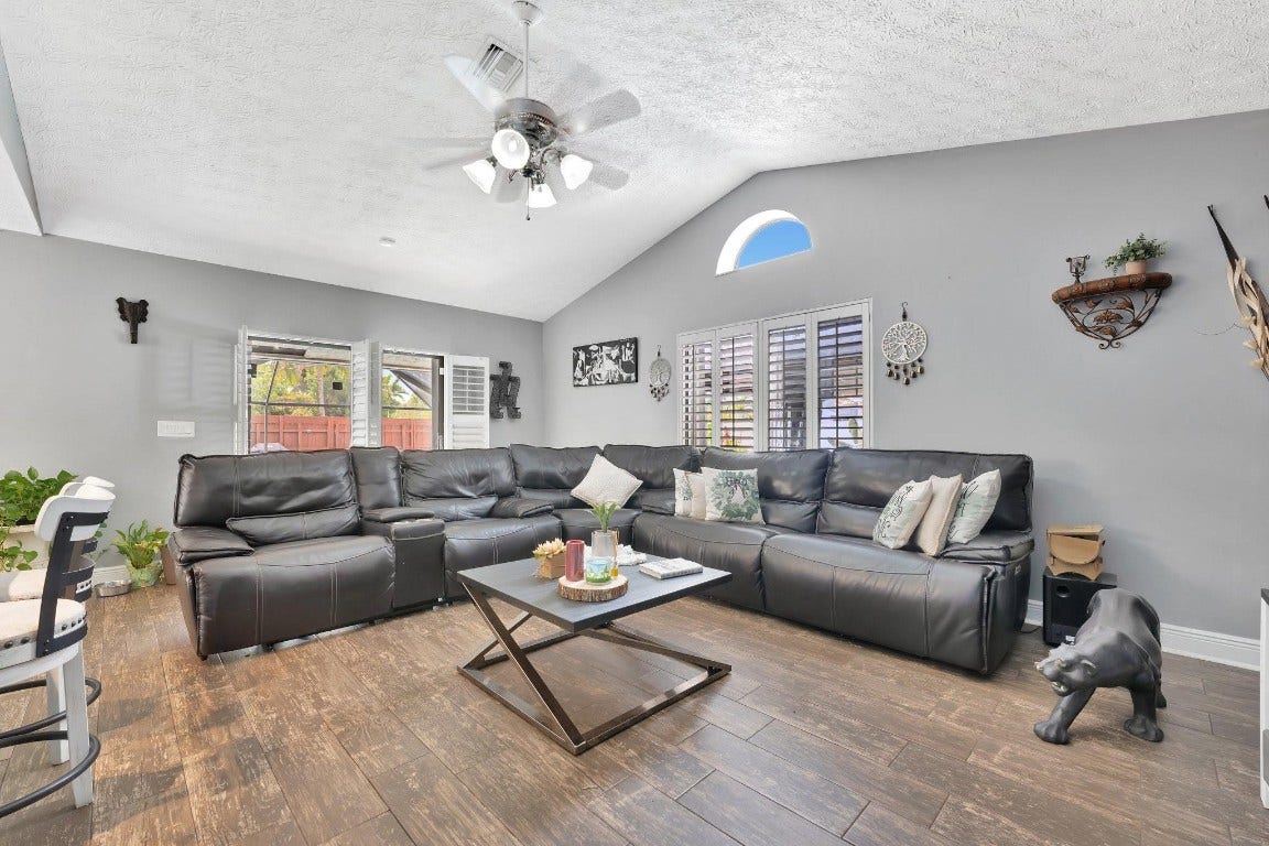 1221 SW 59th Avenue, Plantation, FL 33317 1221 SW 59th Avenue, Plantation, FL 33317