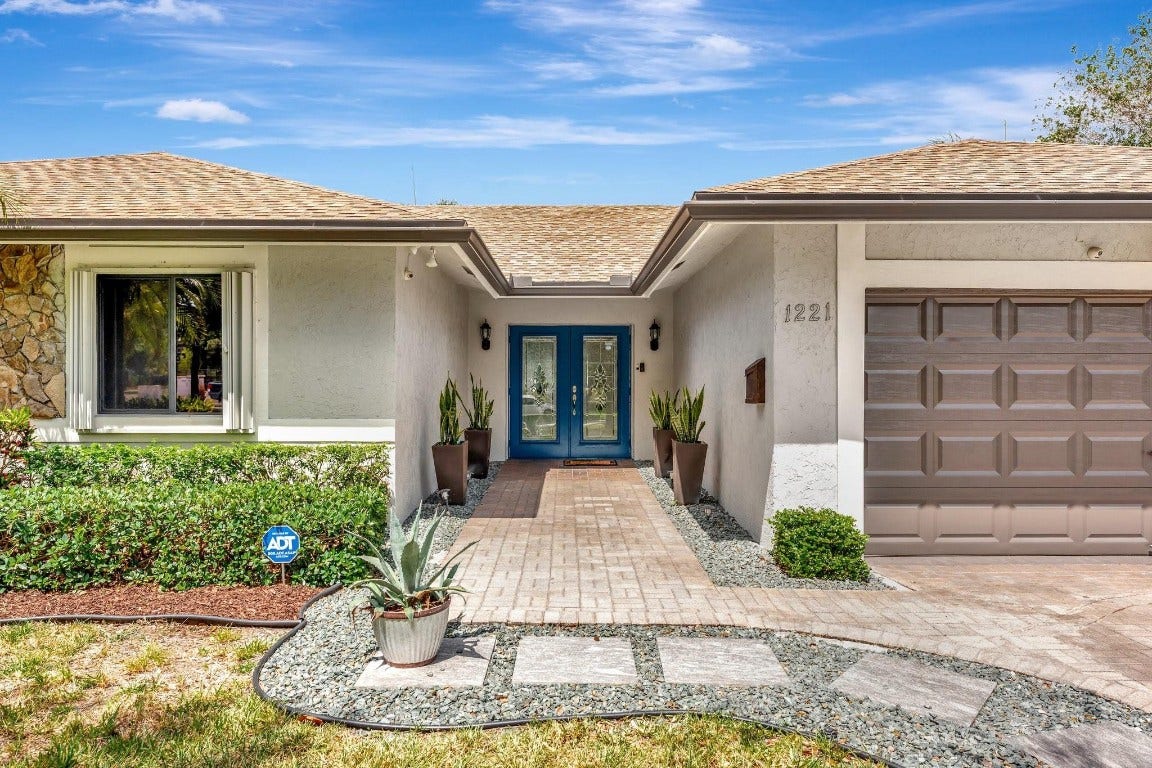 1221 SW 59th Avenue, Plantation, FL 33317 1221 SW 59th Avenue, Plantation, FL 33317