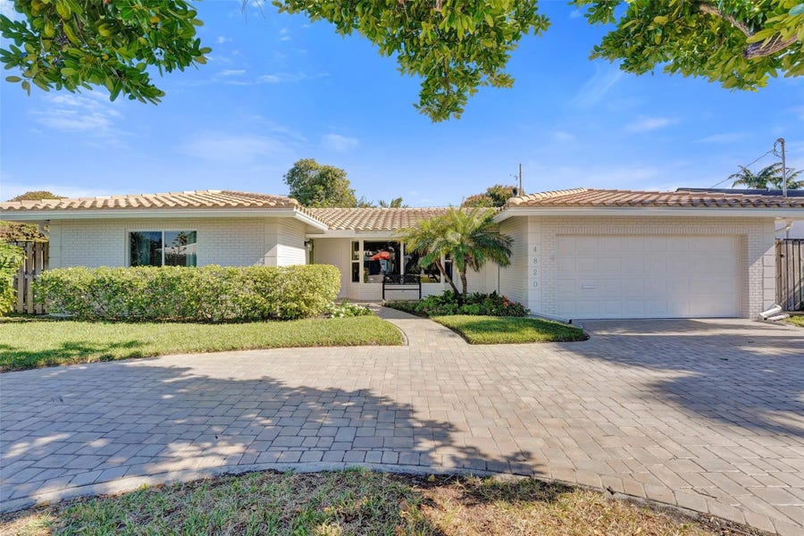Property photo for 4820 NE 27 Avenue, Fort Lauderdale, FL