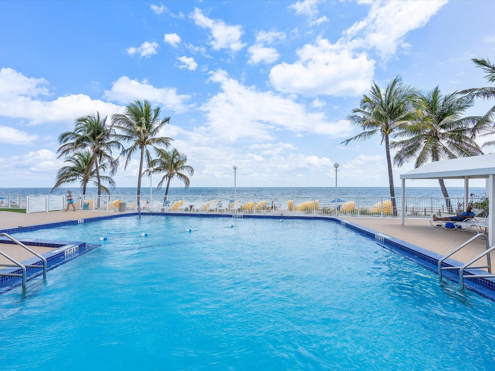 4010 Galt Ocean Drive, #1707-08, Fort Lauderdale, FL 33308 Pool on Beach