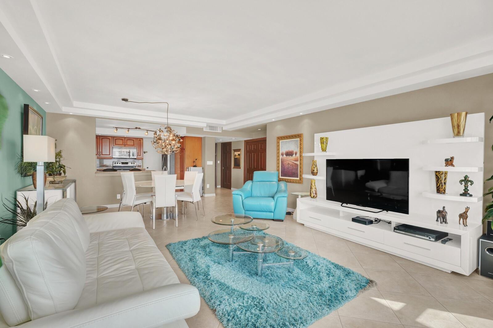 3850 Galt Ocean Drive, #2004, Fort Lauderdale, FL 33308 Living room