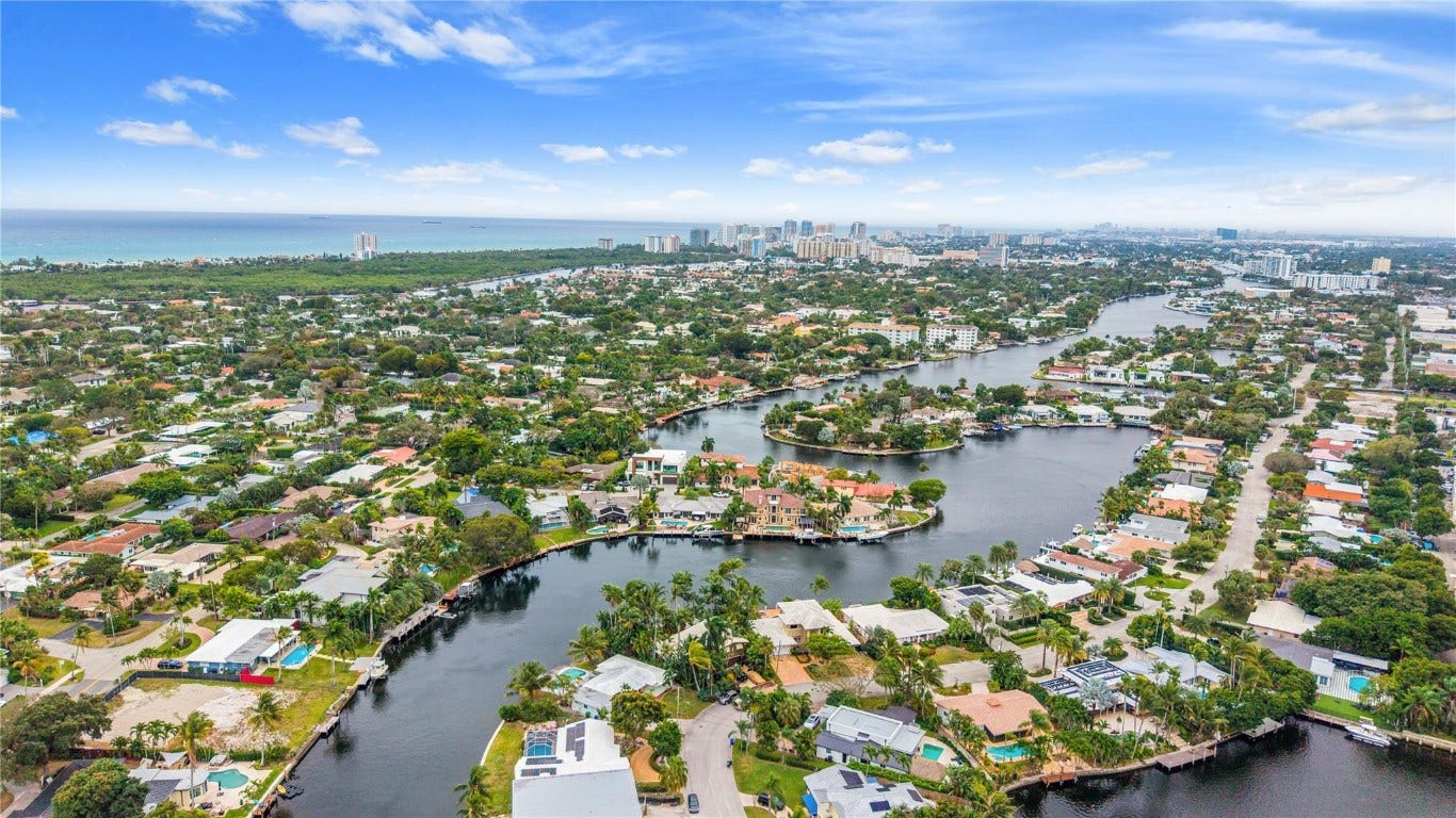 2464 NE 22nd Terrace, Fort Lauderdale, FL 33305
