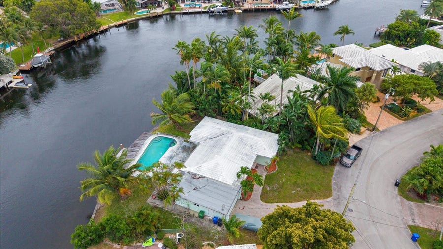 Property photo for 2464 NE 22nd Terrace, Fort Lauderdale, FL