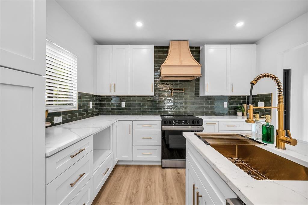 648 NE 16th Terrace, Fort Lauderdale, FL 33304