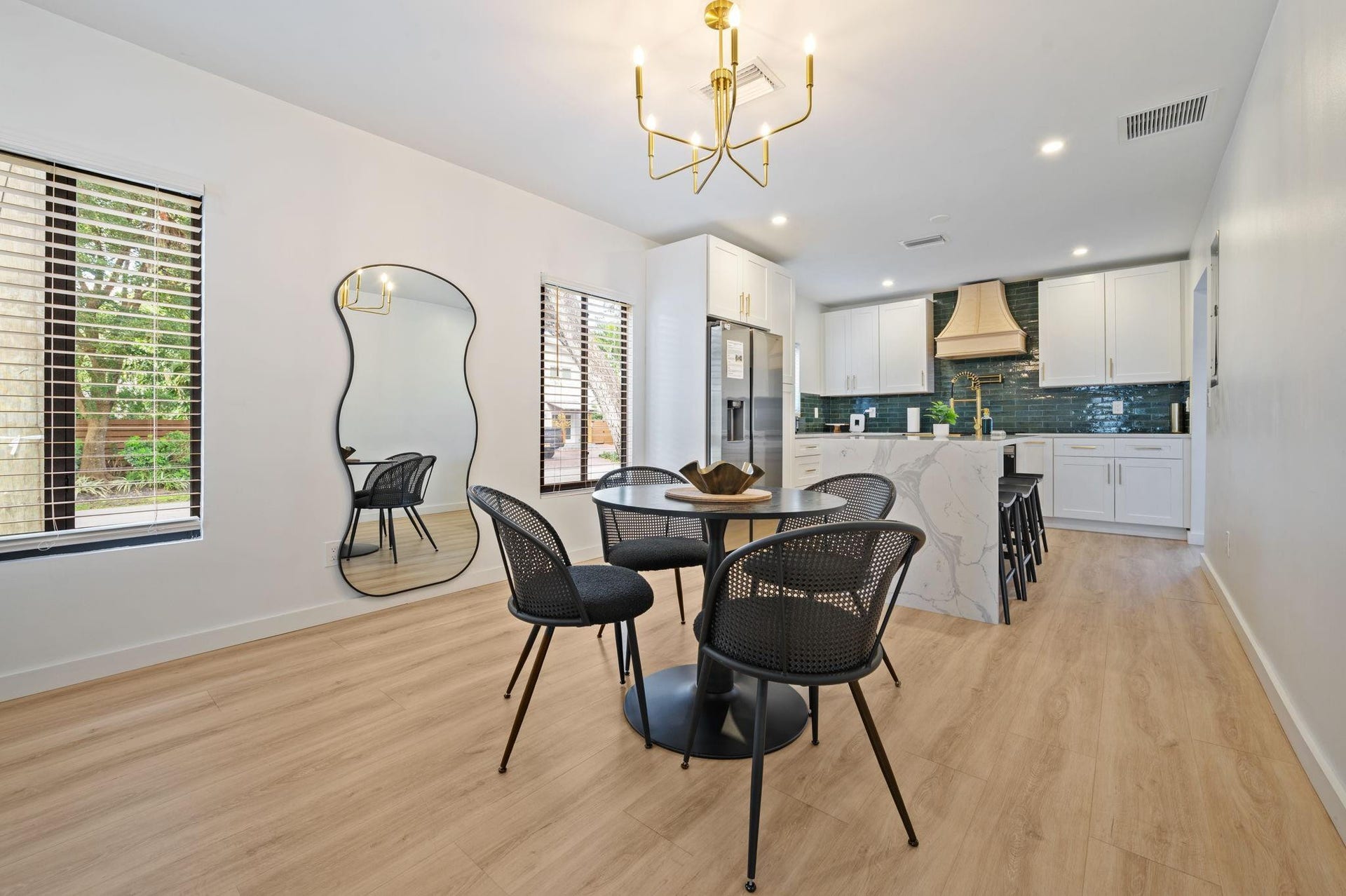 648 NE 16th Terrace, Fort Lauderdale, FL 33304