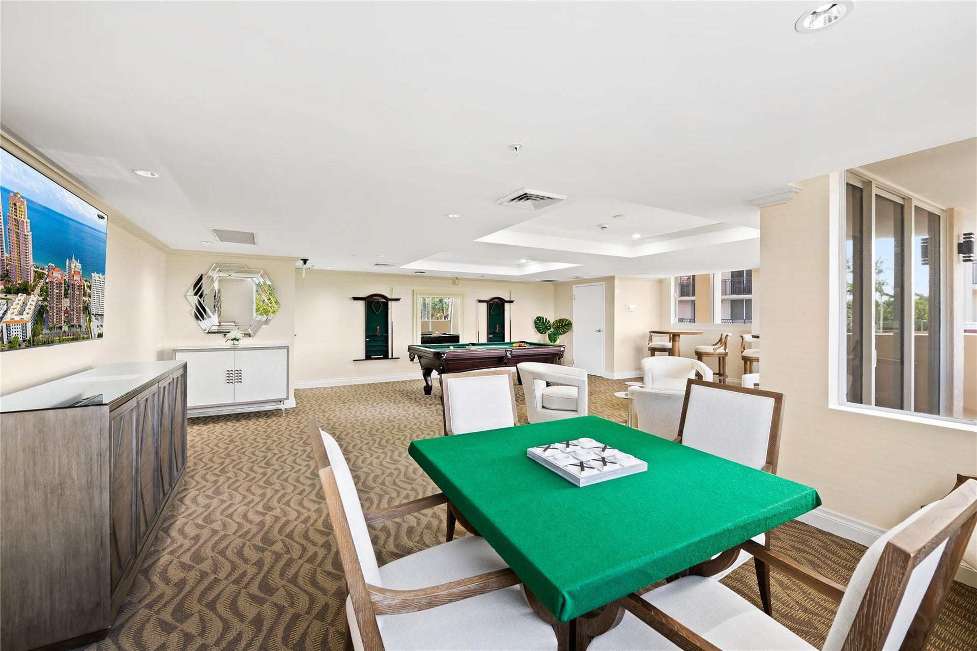2011 N Ocean Boulevard, #504, Fort Lauderdale, FL 33305 Games room