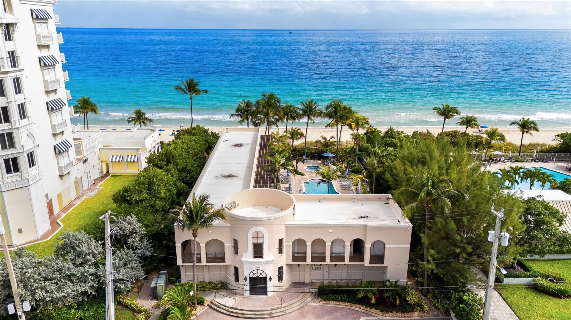 2011 N Ocean Boulevard, #504, Fort Lauderdale, FL 33305 Beach Club (owners access only)