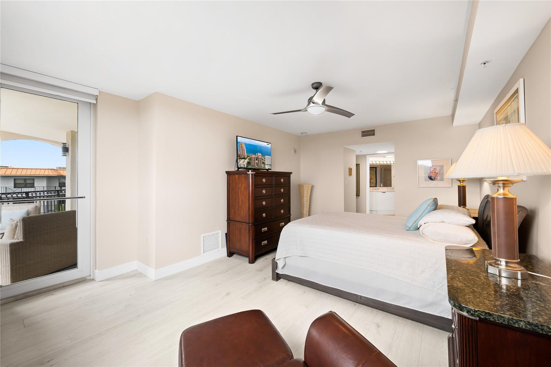 2011 N Ocean Boulevard, #504, Fort Lauderdale, FL 33305 Photo 23