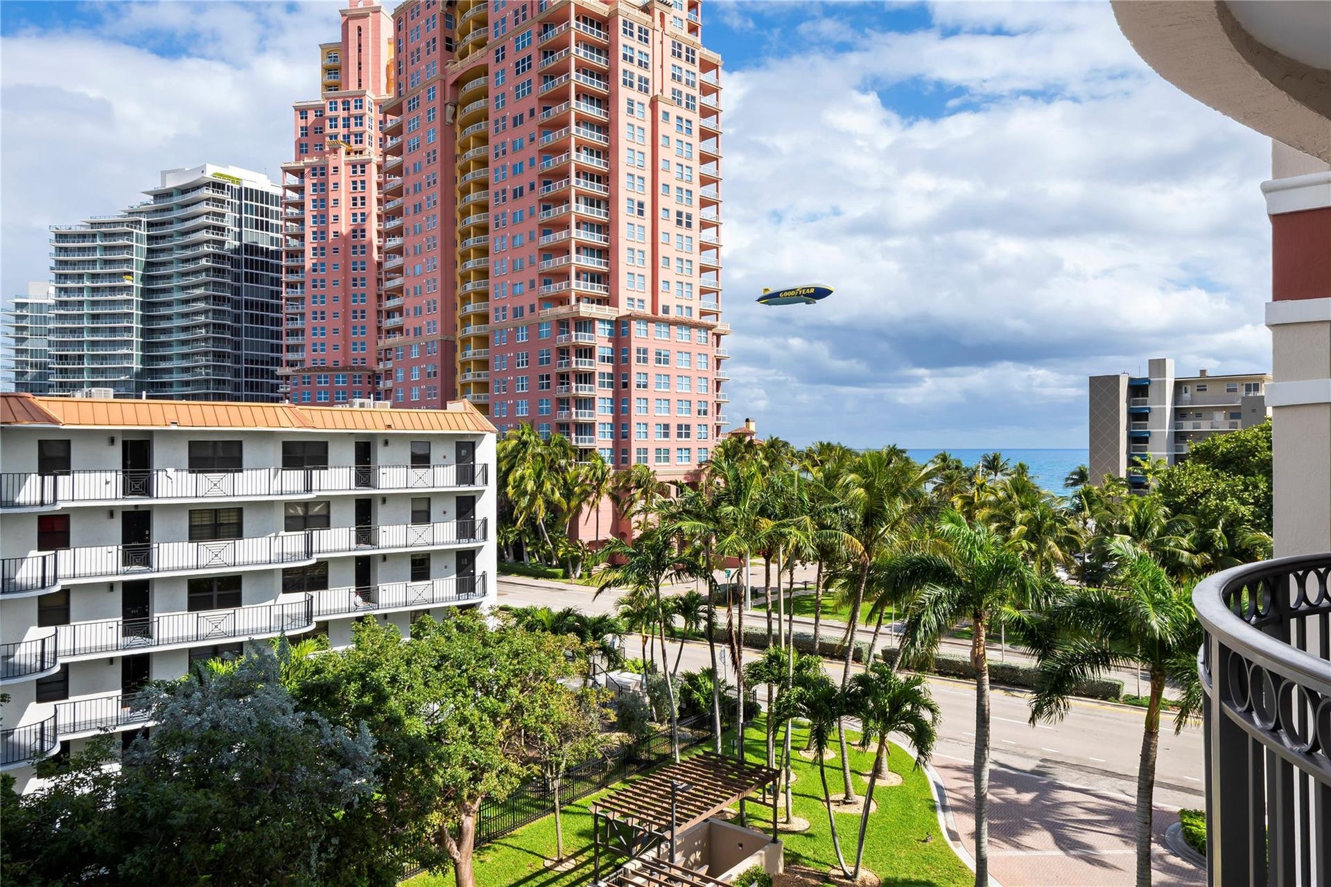 2011 N Ocean Boulevard, #504, Fort Lauderdale, FL 33305 2nd balcony