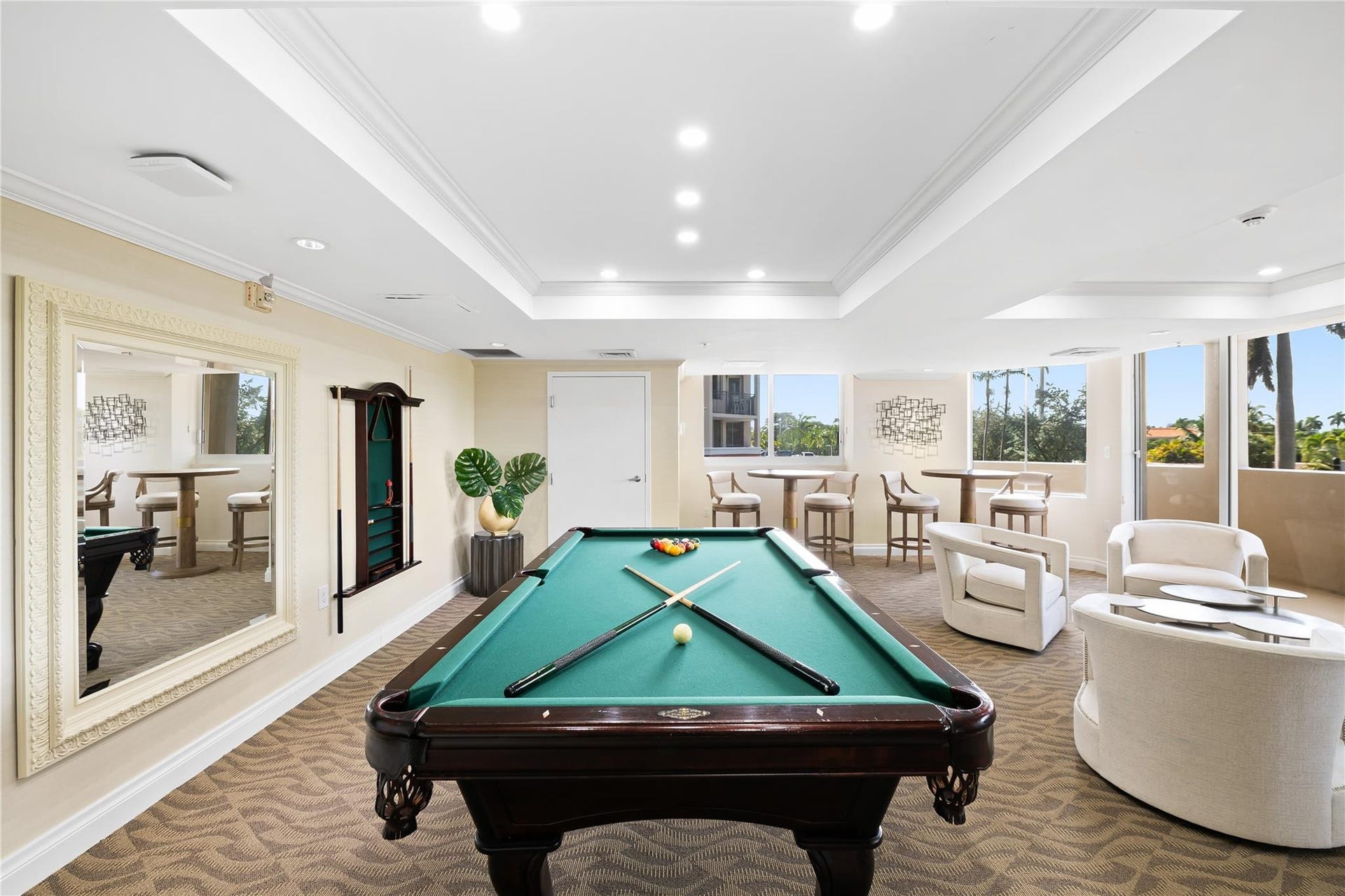 2011 N Ocean Boulevard, #504, Fort Lauderdale, FL 33305 Games room