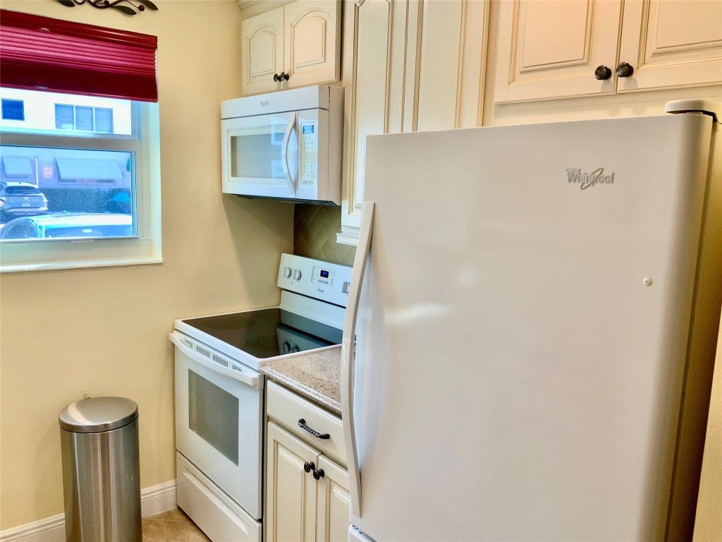 700 Bayshore Drive, #13, Fort Lauderdale, FL 33304 700 Bayshore Drive, #13, Fort Lauderdale, FL 33304
