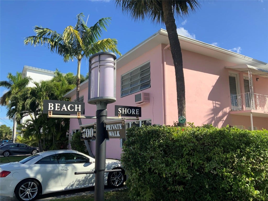 700 Bayshore Drive, #13, Fort Lauderdale, FL 33304 700 Bayshore Drive, #13, Fort Lauderdale, FL 33304