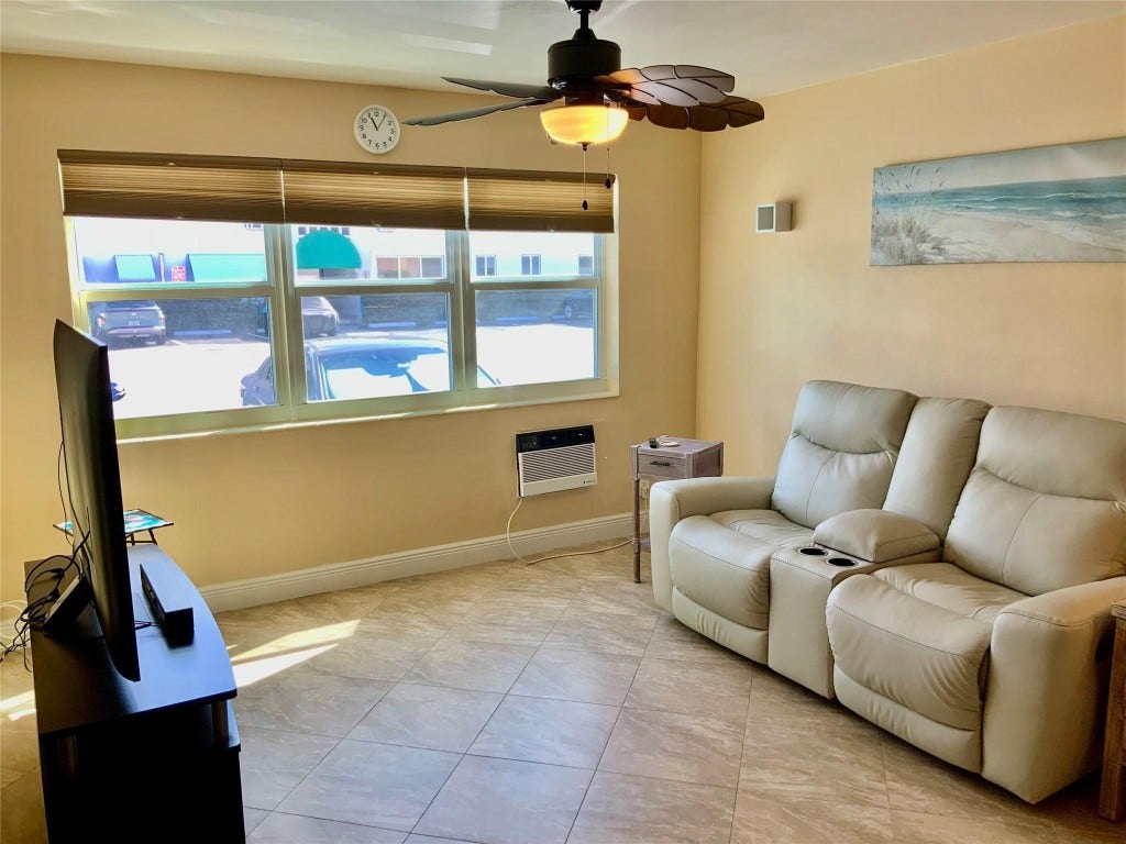700 Bayshore Drive, #13, Fort Lauderdale, FL 33304 700 Bayshore Drive, #13, Fort Lauderdale, FL 33304