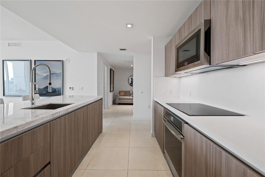 401 N Birch Road, #614, Fort Lauderdale, FL 33304 401 N Birch Road, #614, Fort Lauderdale, FL 33304
