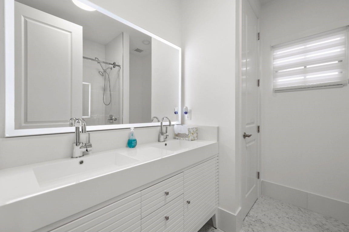 9850 Bay Leaf Court, Parkland, FL 33076