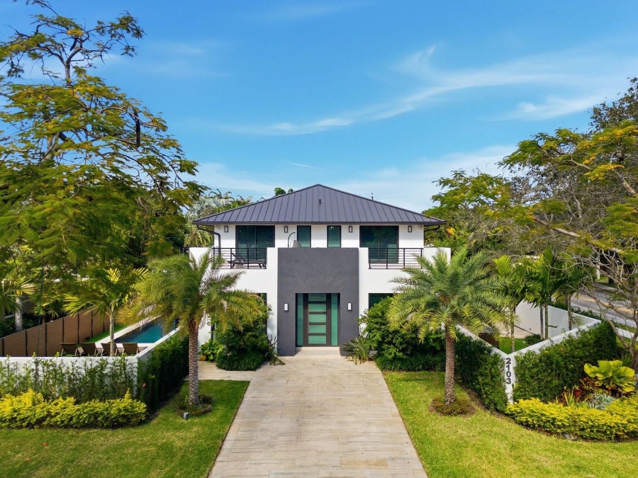 Property photo for 2103 Bayview Drive, Fort Lauderdale, FL
