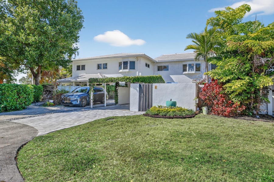 Property photo for 7 Coventry Way, #7, Wilton Manors, FL