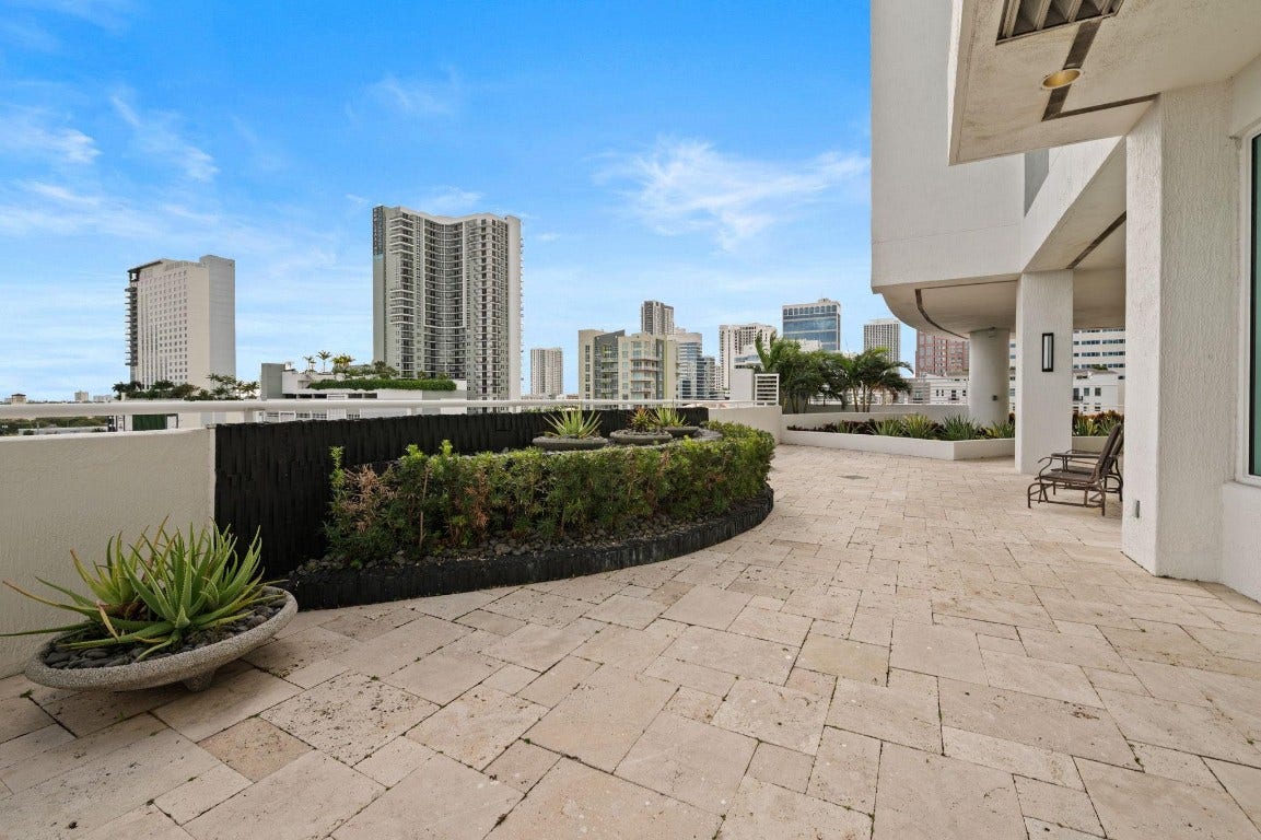 315 NE 3rd Avenue, #1907, Fort Lauderdale, FL 33301 315 NE 3rd Avenue, #1907, Fort Lauderdale, FL 33301