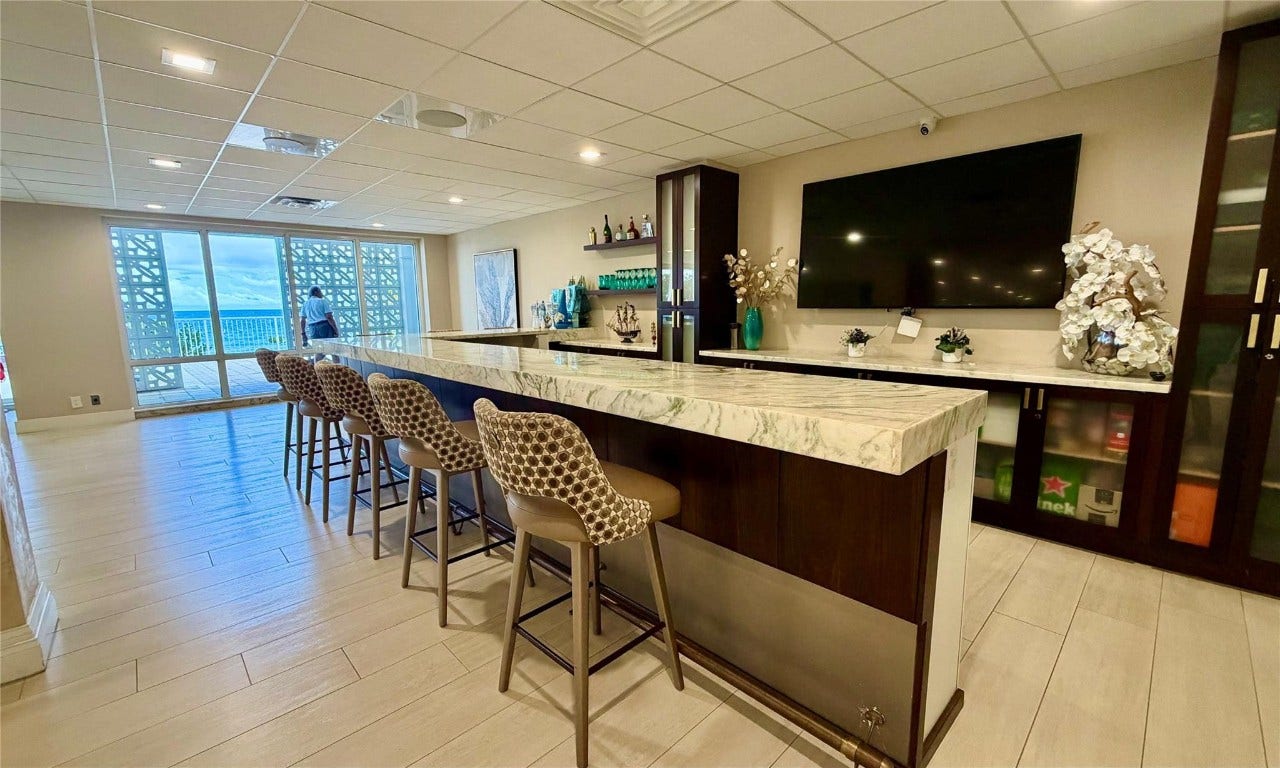 3500 Galt Ocean Drive, #909, Fort Lauderdale, FL 33308