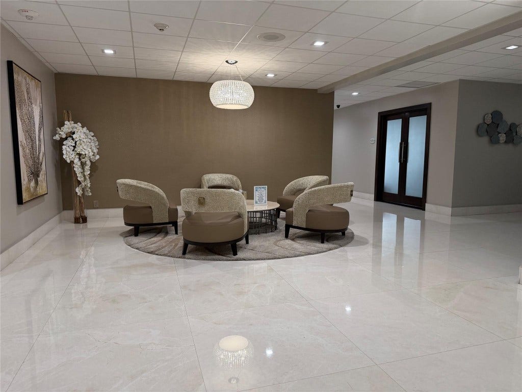 3500 Galt Ocean Drive, #909, Fort Lauderdale, FL 33308