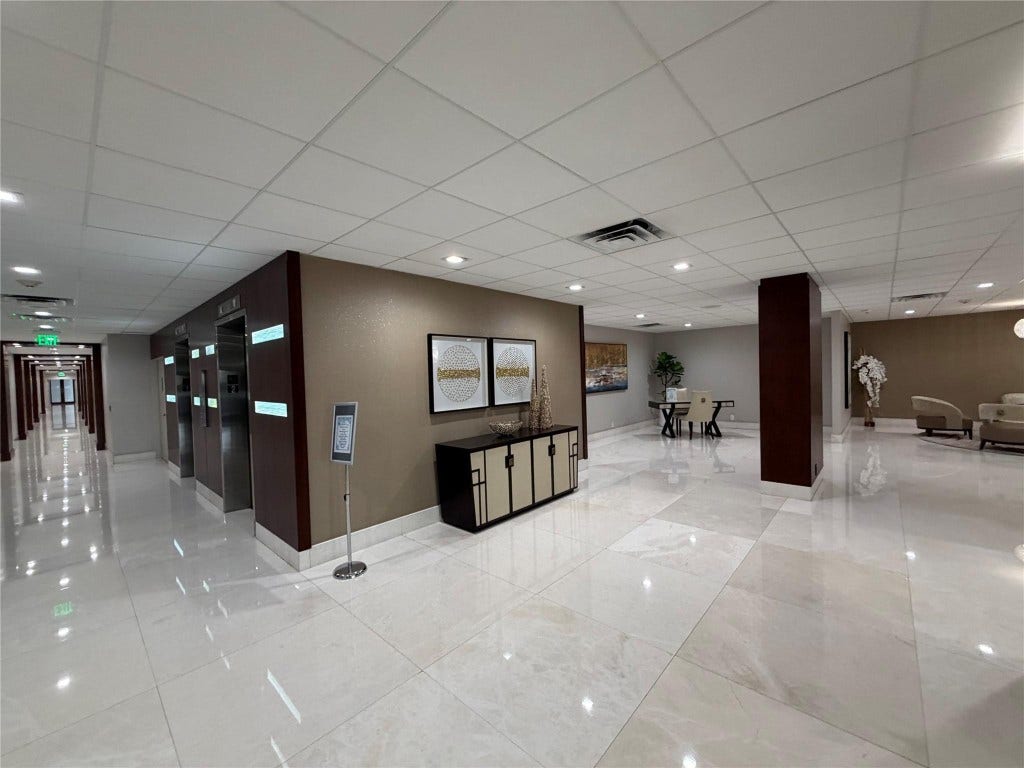 3500 Galt Ocean Drive, #909, Fort Lauderdale, FL 33308