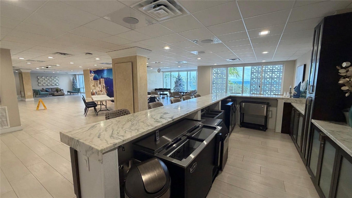 3500 Galt Ocean Drive, #909, Fort Lauderdale, FL 33308