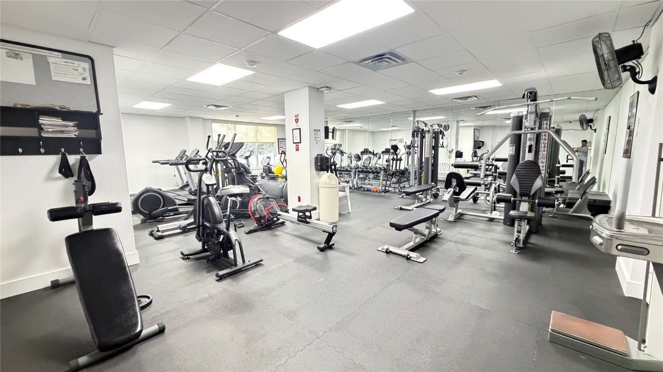 3500 Galt Ocean Drive, #909, Fort Lauderdale, FL 33308