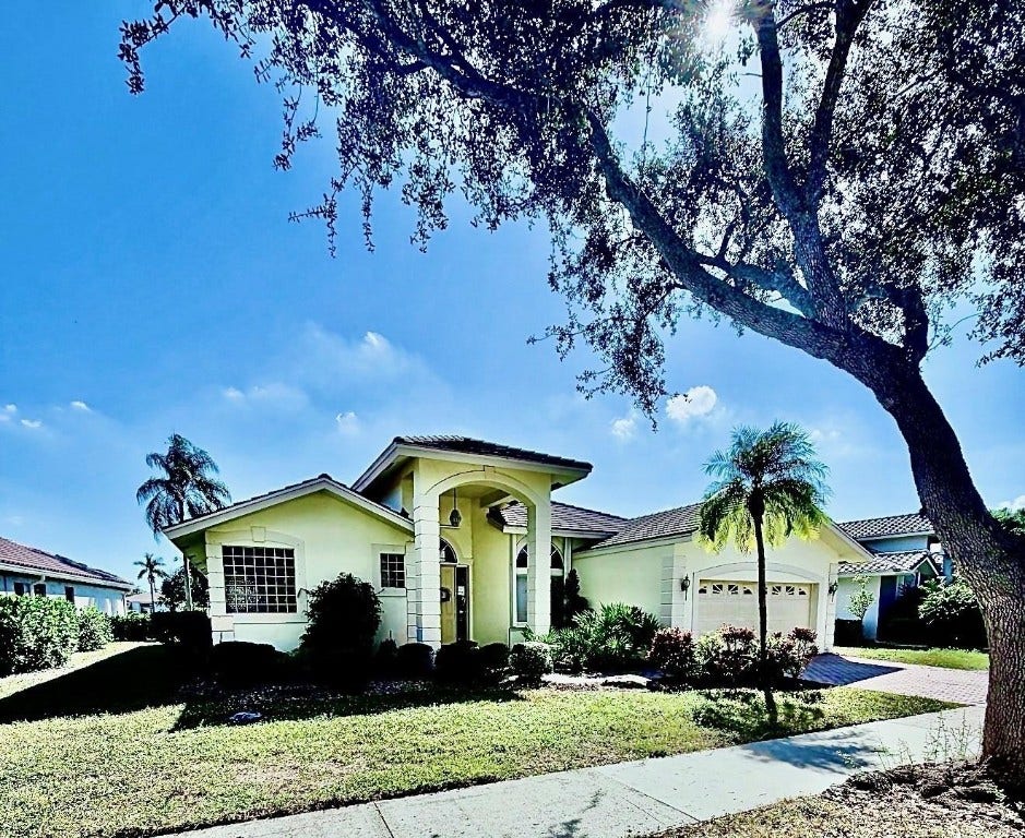 2800 Oakbrook Lane, Weston, FL 33332 2800 Oakbrook Lane, Weston, FL 33332