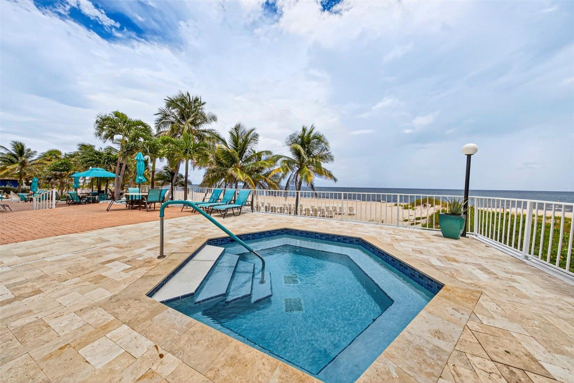 1010 S Ocean Boulevard, #1711, Pompano Beach, FL 33062