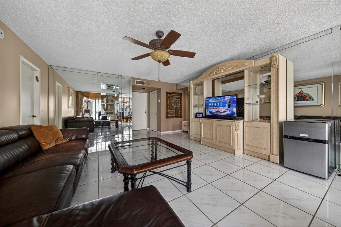 1010 S Ocean Boulevard, #1711, Pompano Beach, FL 33062