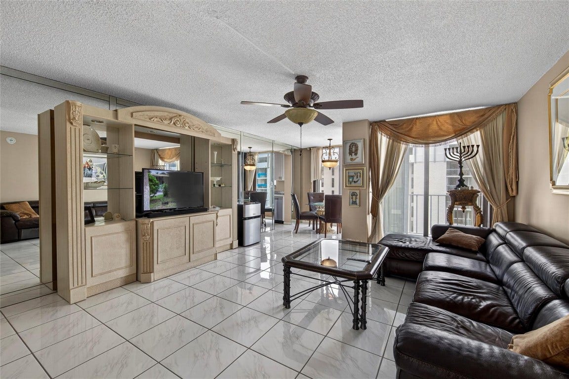 1010 S Ocean Boulevard, #1711, Pompano Beach, FL 33062