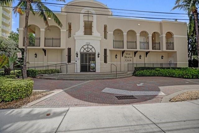 2011 N Ocean Boulevard, #1406N, Fort Lauderdale, FL 33305 Private Beach ClubEntrance