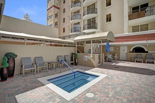 2011 N Ocean Boulevard, #1406N, Fort Lauderdale, FL 33305 2nd Hot tub