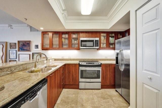 2011 N Ocean Boulevard, #1406N, Fort Lauderdale, FL 33305 with Breakfast Counter