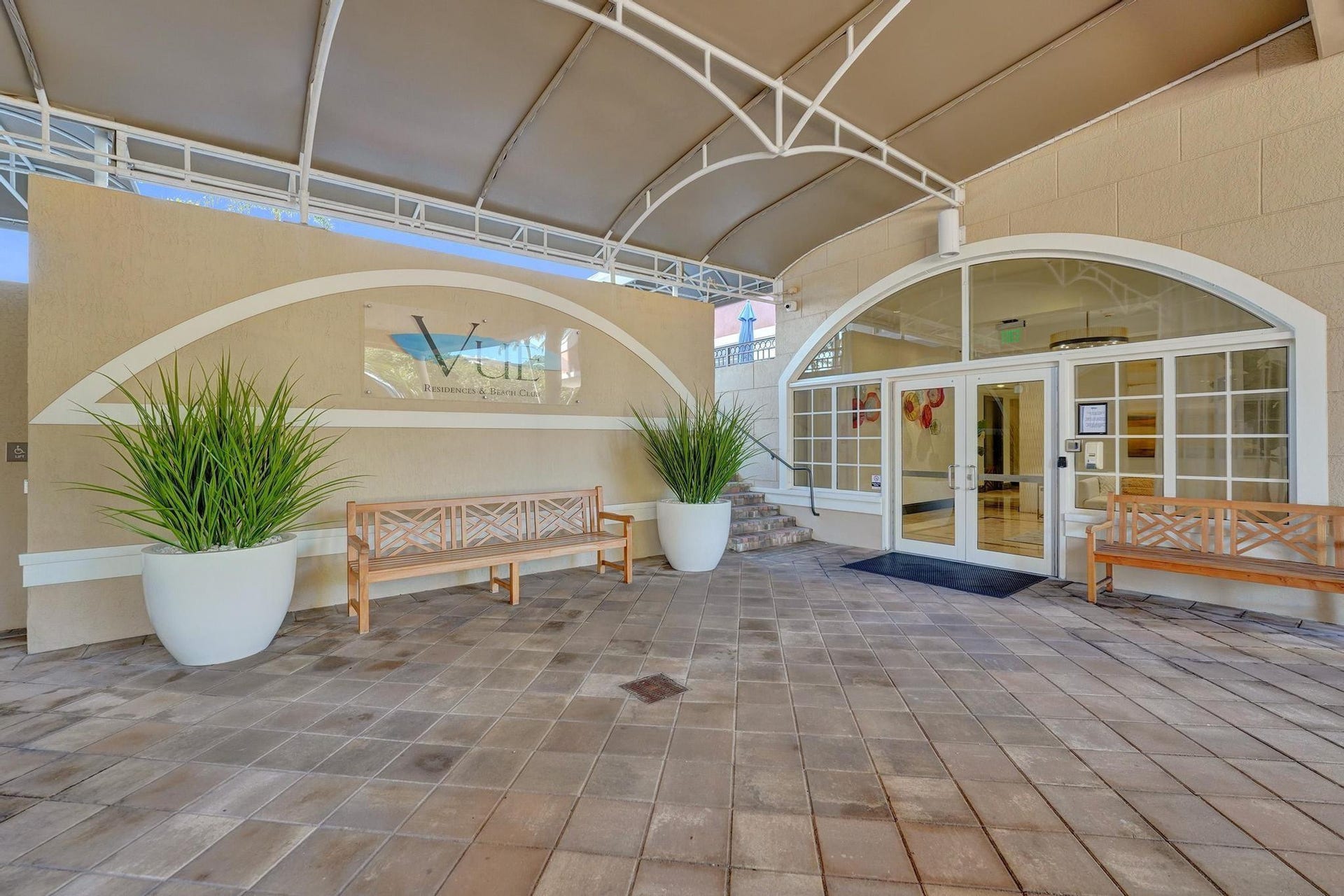 2011 N Ocean Boulevard, #1406N, Fort Lauderdale, FL 33305 24 hr Valet for Guests