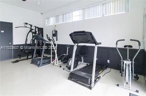 800 SW 11th Avenue, #12, Hallandale Beach, FL 33009 800 SW 11th Avenue, #12, Hallandale Beach, FL 33009
