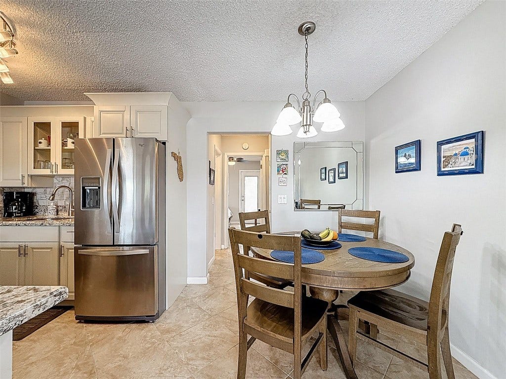 800 SW 11th Avenue, #12, Hallandale Beach, FL 33009 800 SW 11th Avenue, #12, Hallandale Beach, FL 33009
