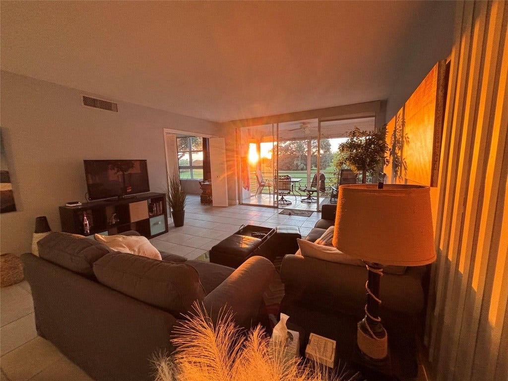 2671 S Course Drive, #204, Pompano Beach, FL 33069