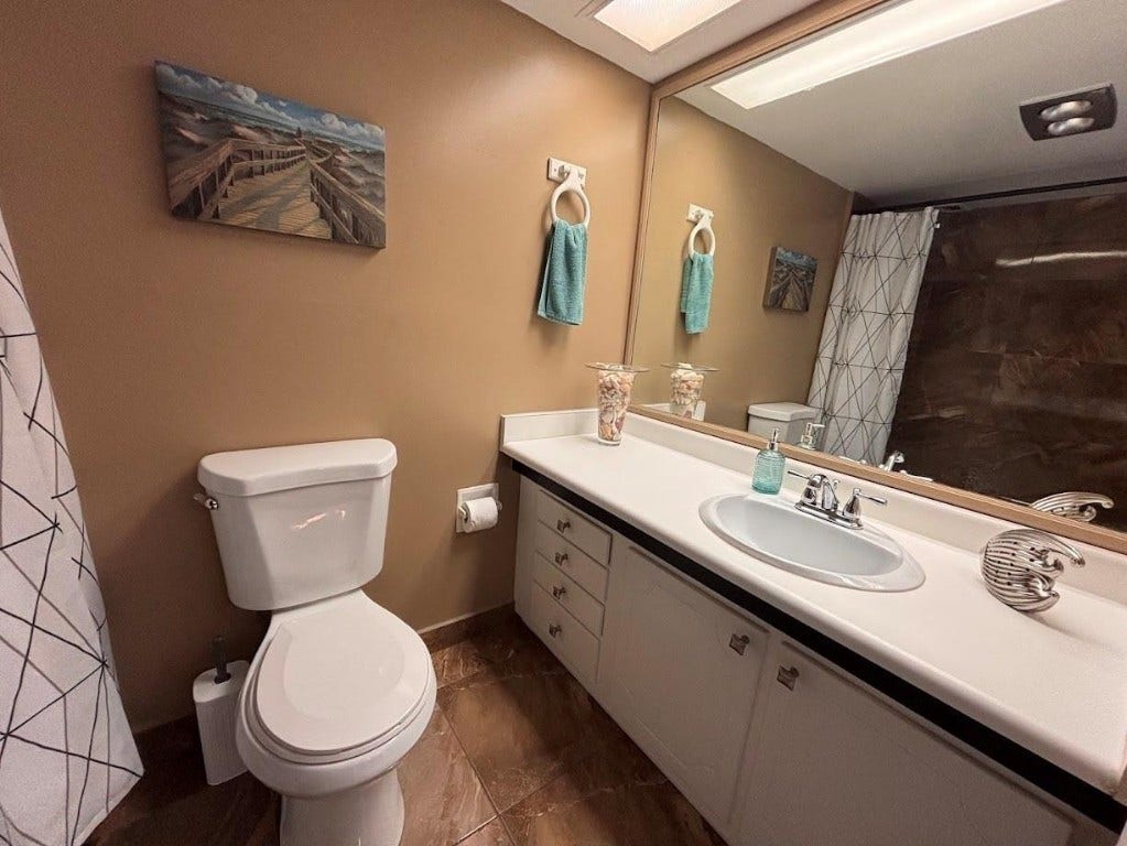 2671 S Course Drive, #204, Pompano Beach, FL 33069