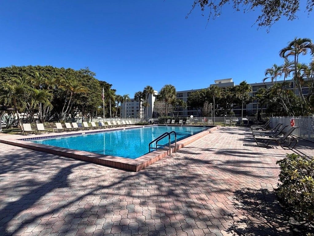 2671 S Course Drive, #204, Pompano Beach, FL 33069