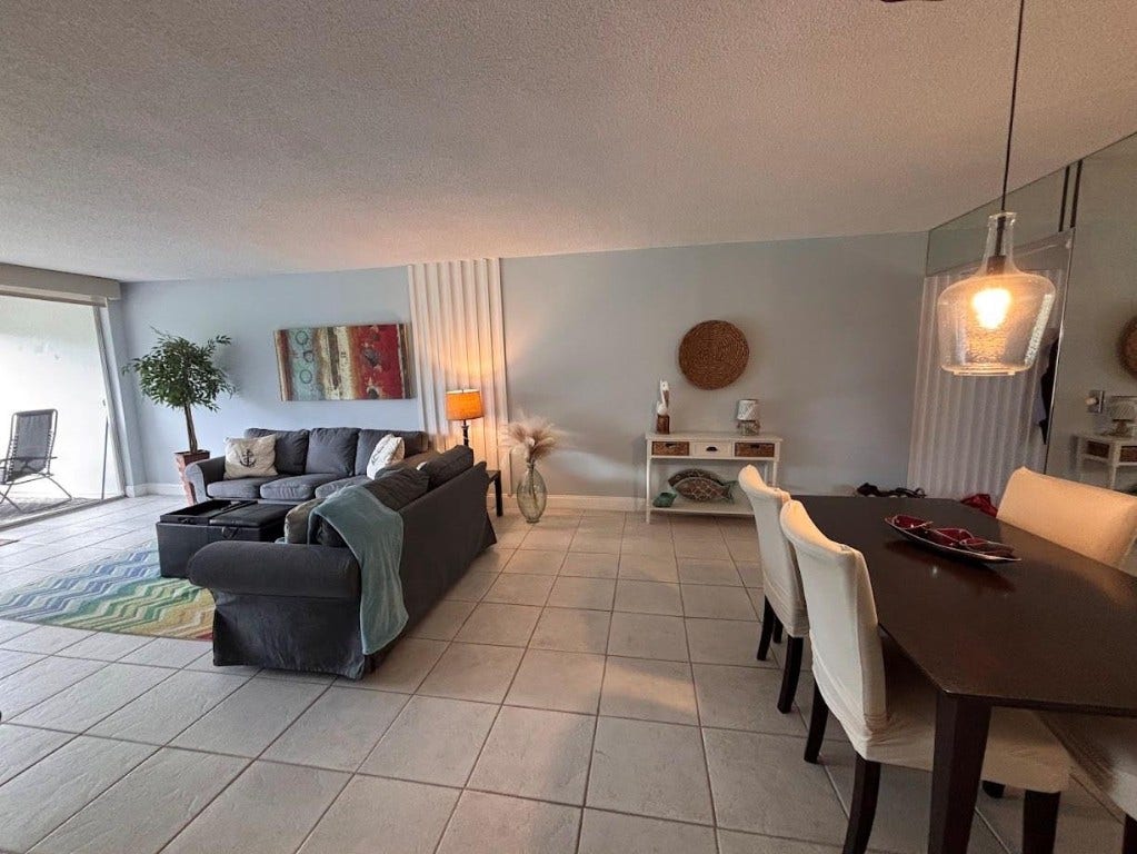2671 S Course Drive, #204, Pompano Beach, FL 33069
