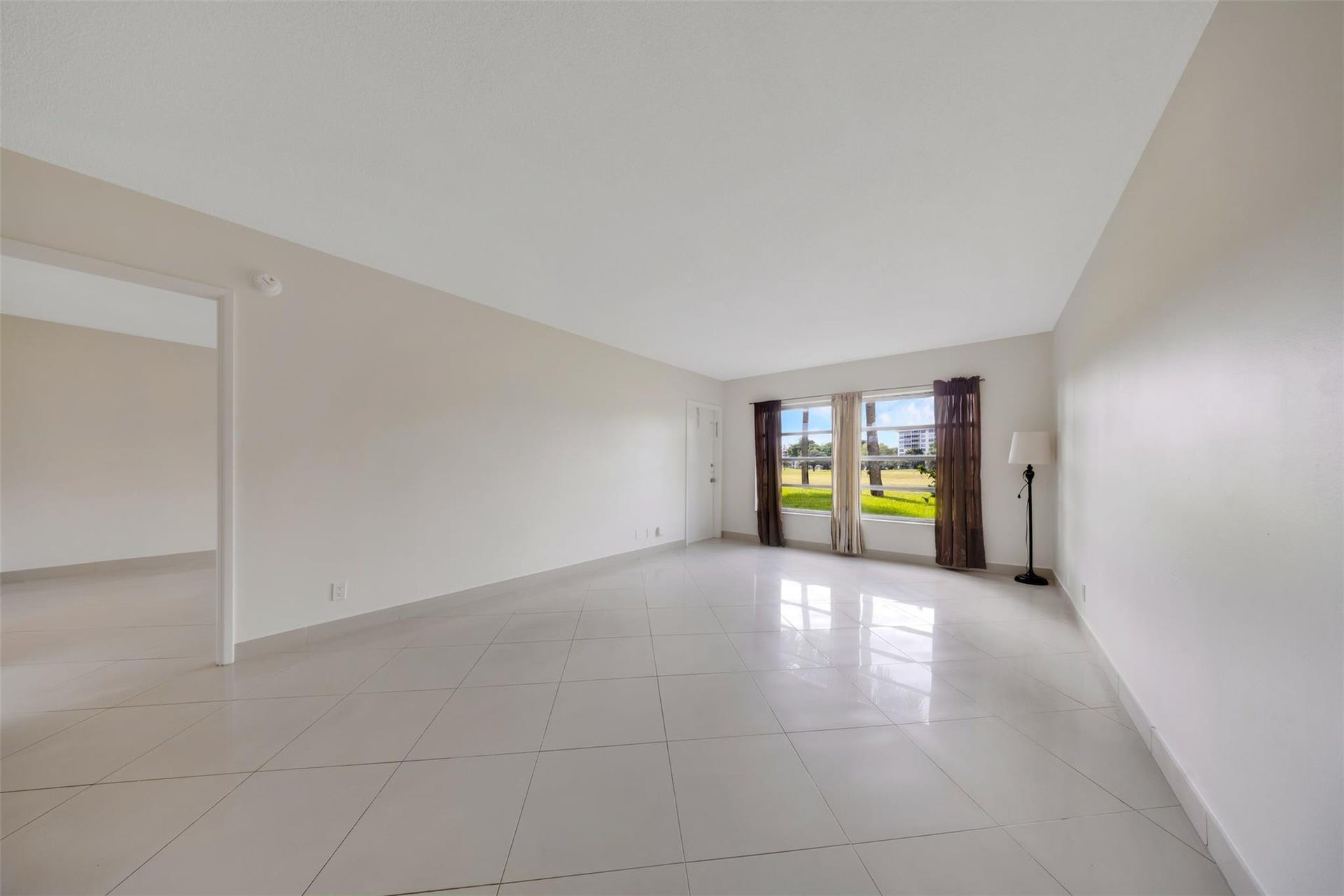 2850 N Palm Aire Drive, #104, Pompano Beach, FL 33069 Photo 7